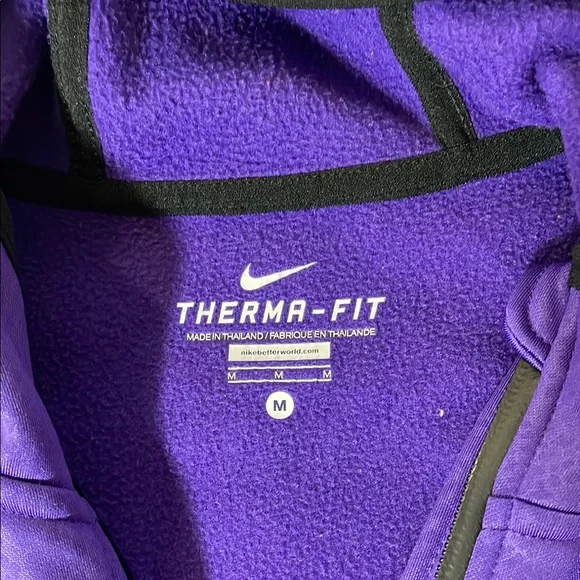 Nike Therma-Fit Jacket in Deep Purple - Picture 2 of 8